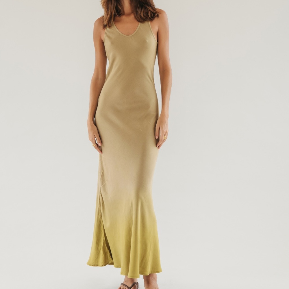 STUDIO TIA | Ombré Maxi Dress